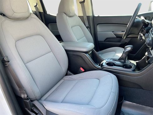 Used 2022 Chevrolet Colorado W/T w/ Custom Special Edition image 26