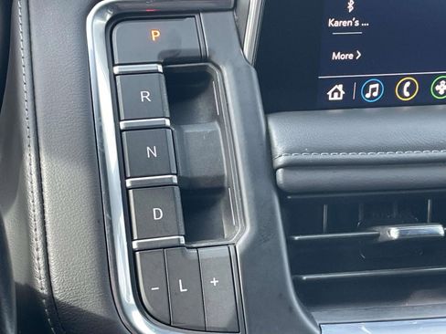 Used 2021 Chevrolet Tahoe LT w/ LT Signature Package RWD image 35