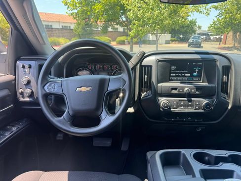 Used 2018 Chevrolet Silverado 1500 W/T w/ Special Service Package AWD/4WD image 13