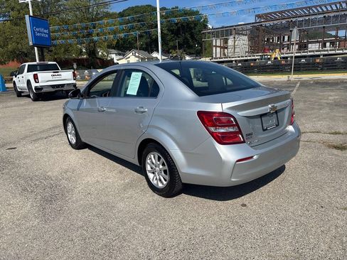 Used 2020 Chevrolet Sonic LT FWD image 3