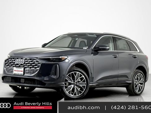 New 2025 Audi Q5 Prestige image 1