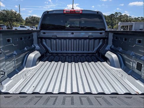 New 2026 Chevrolet Colorado Trail Boss AWD/4WD image 14