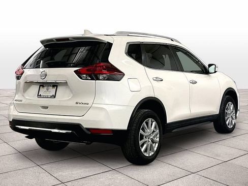 Used 2018 Nissan Rogue SV AWD/4WD image 11