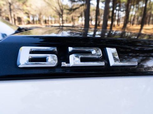 Used 2022 Chevrolet Silverado 1500 ZR2 w/ Technology Package image 46