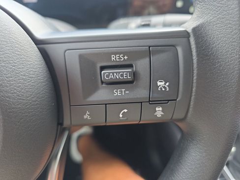 New 2026 Nissan Kicks SV w/ SV Premium Package image 9