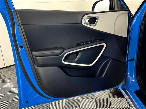 Used 2024 Kia Soul GT-Line image 19