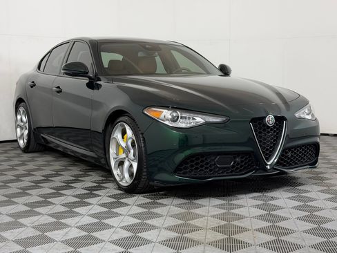 Used 2021 Alfa Romeo Giulia Ti Sport RWD image 7