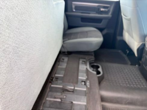 Used 2018 RAM 1500 Big Horn AWD/4WD image 40