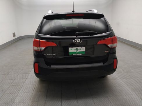 Used 2014 Kia Sorento LX w/ Premium Package image 6