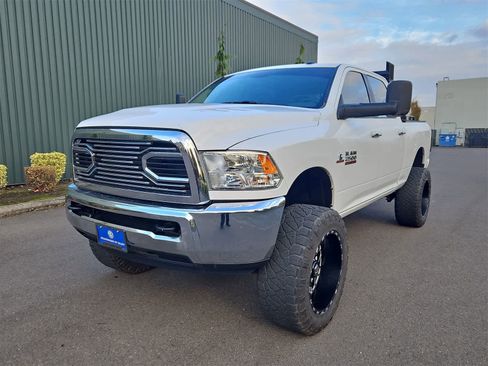 Used 2018 RAM 2500 SLT image 1