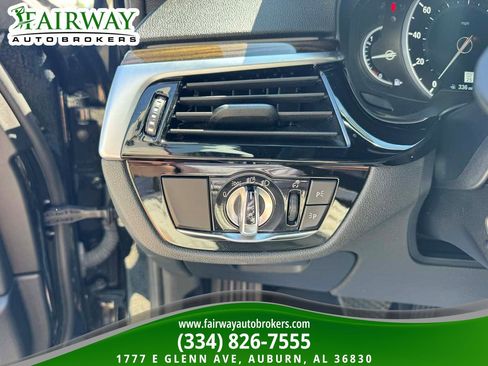 Used 2019 BMW 530i RWD image 17