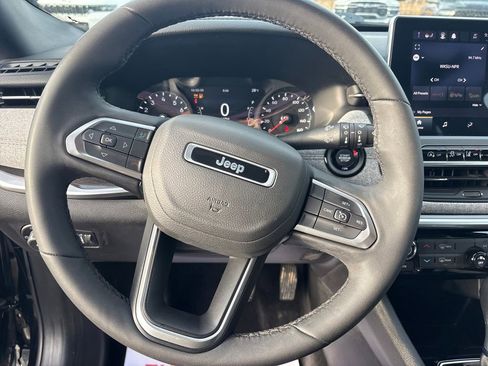 Certified 2023 Jeep Compass Latitude image 20