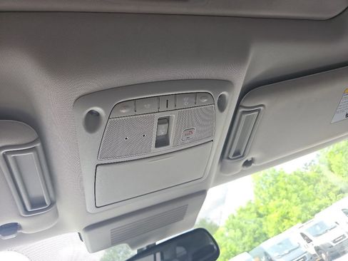 Used 2020 Nissan Armada SL w/ Premium Package RWD image 21