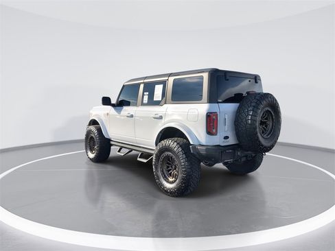 Used 2022 Ford Bronco Badlands image 6