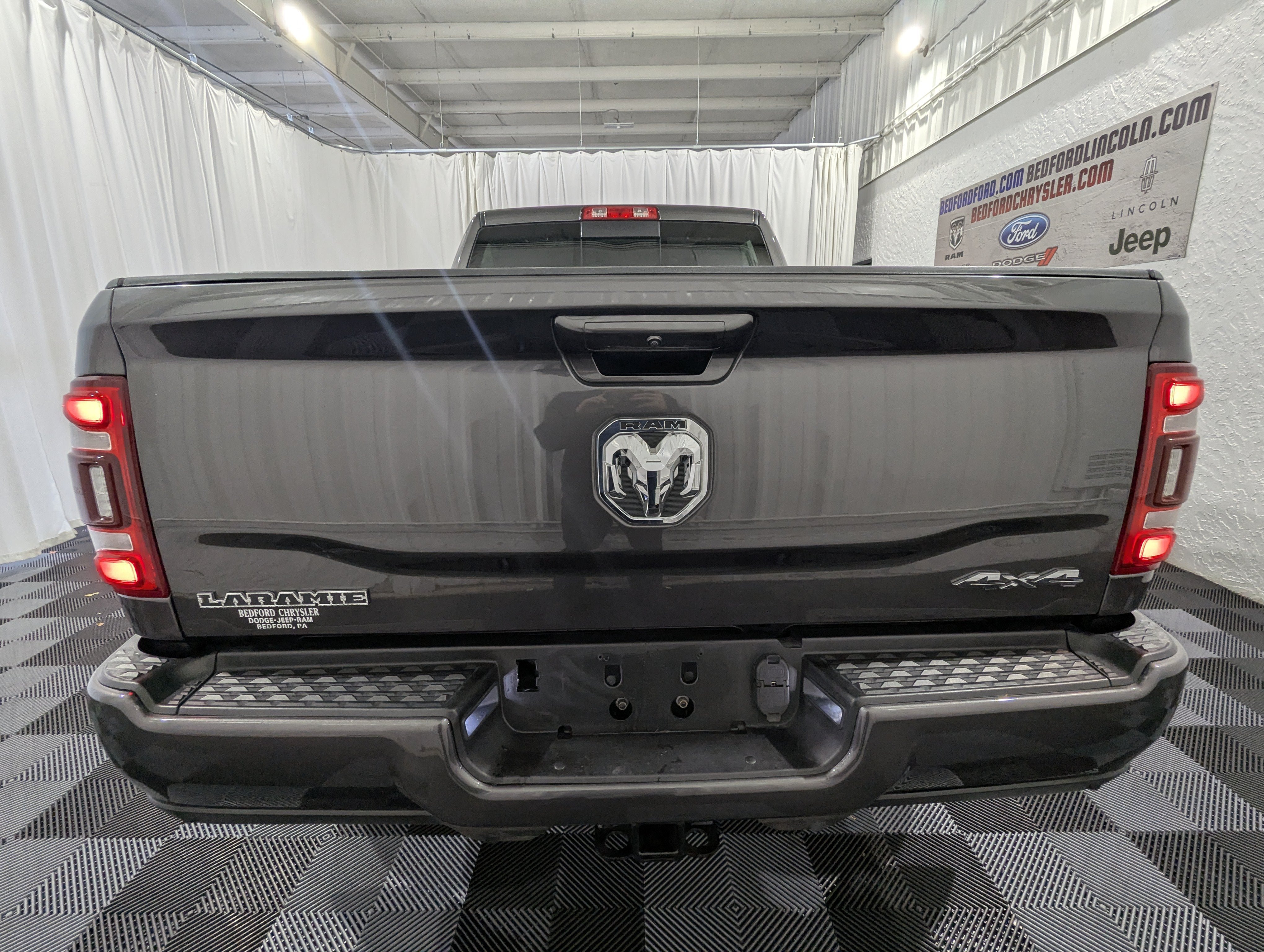Used 2024 RAM 2500 Laramie AWD/4WD image 10