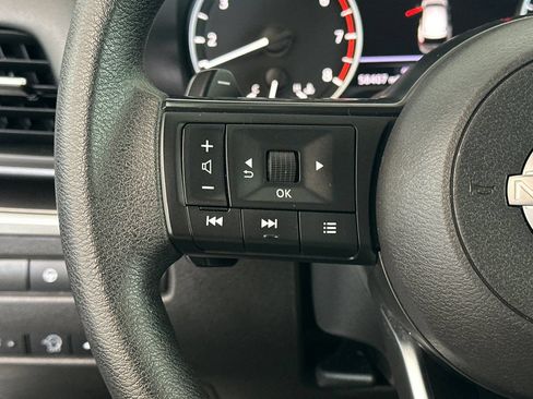 Used 2024 Nissan Rogue SV AWD/4WD image 31