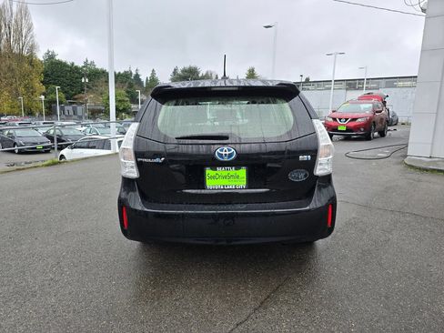 Used 2012 Toyota Prius V Three FWD image 6