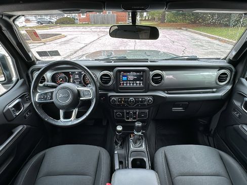 Used 2020 Jeep Wrangler Unlimited Sahara w/ Cold Weather Group image 26