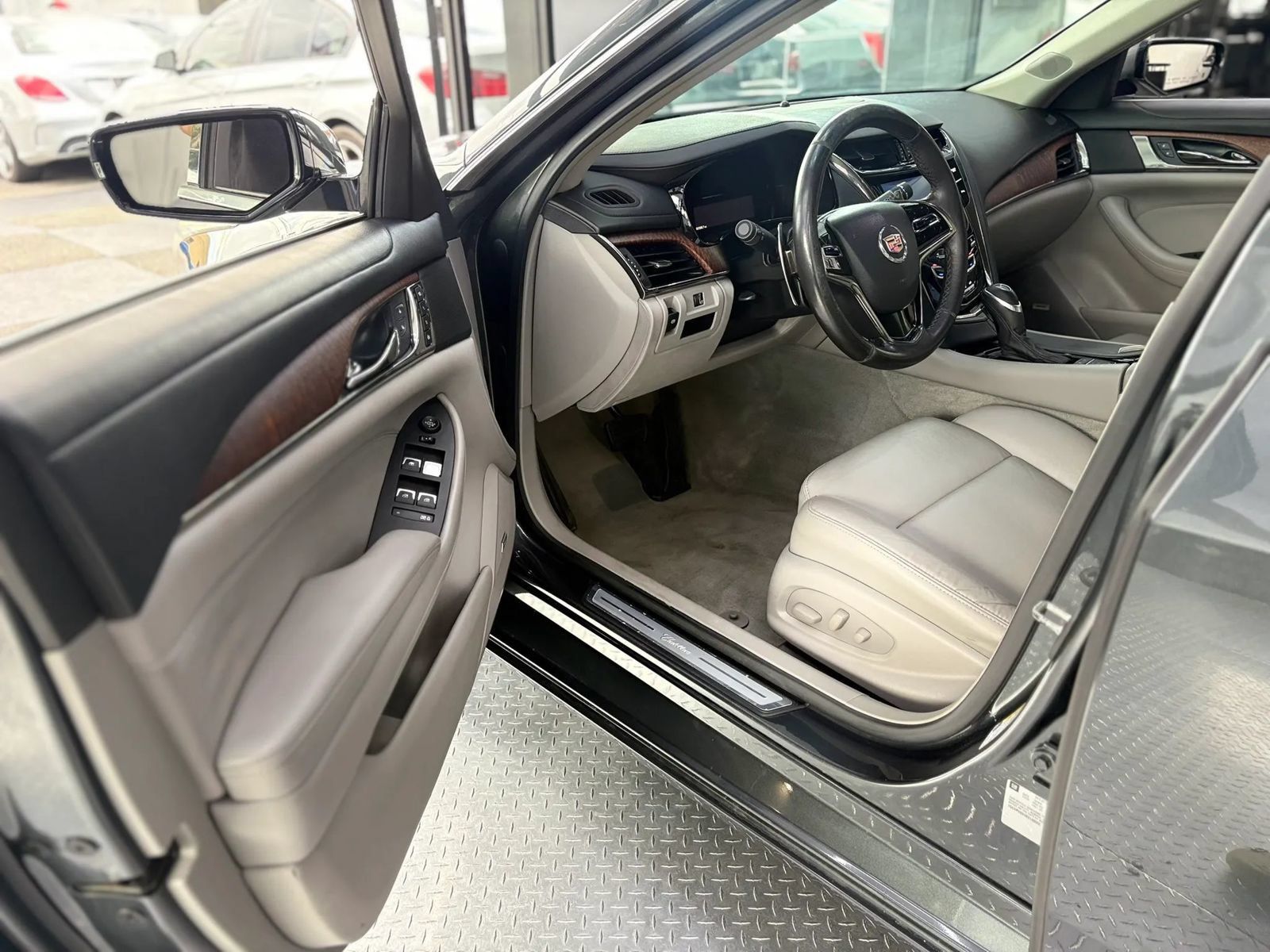 Used 2014 Cadillac CTS Sedan RWD image 7