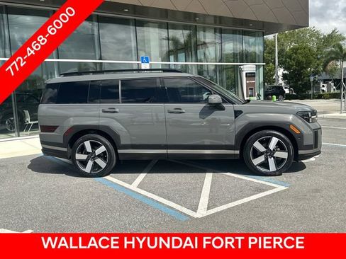 Used 2024 Hyundai Santa Fe Limited FWD image 5
