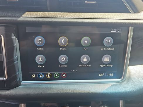 Used 2021 GMC Yukon XL Denali w/ Denali Premium Package AWD/4WD image 23