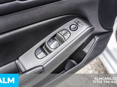 Used 2024 Nissan Altima 2.5 SV FWD image 51