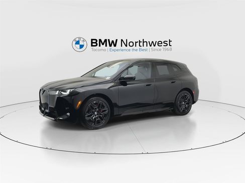 New 2026 BMW iX xDrive45 w/ M Sport Package image 9
