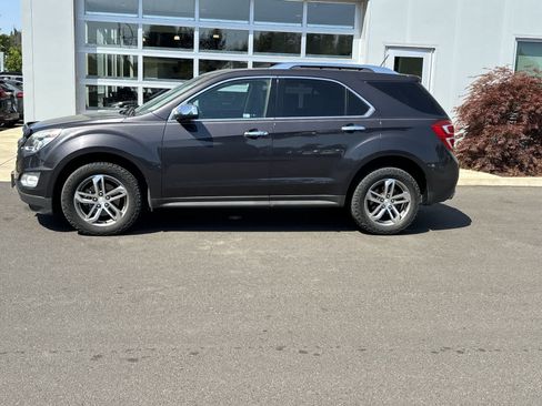 Used 2016 Chevrolet Equinox LTZ w/ Enhanced Convenience Package AWD/4WD image 2
