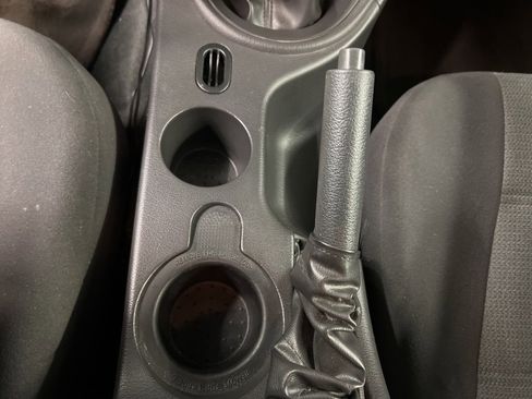 Used 2001 Ford Mustang Coupe image 14