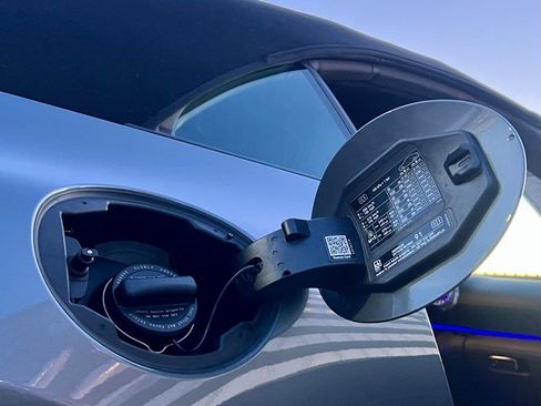 Certified 2023 Mercedes-Benz SL 63 AMG 4MATIC image 11