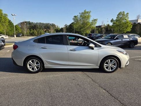 Used 2016 Chevrolet Cruze LT w/ Sun And Sound Package FWD image 7
