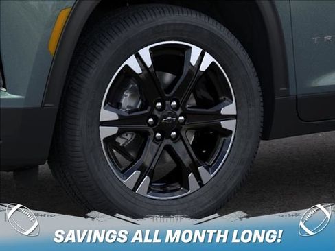 New 2027 Chevrolet Traverse LT w/ Sun and Wheel Package AWD/4WD image 9