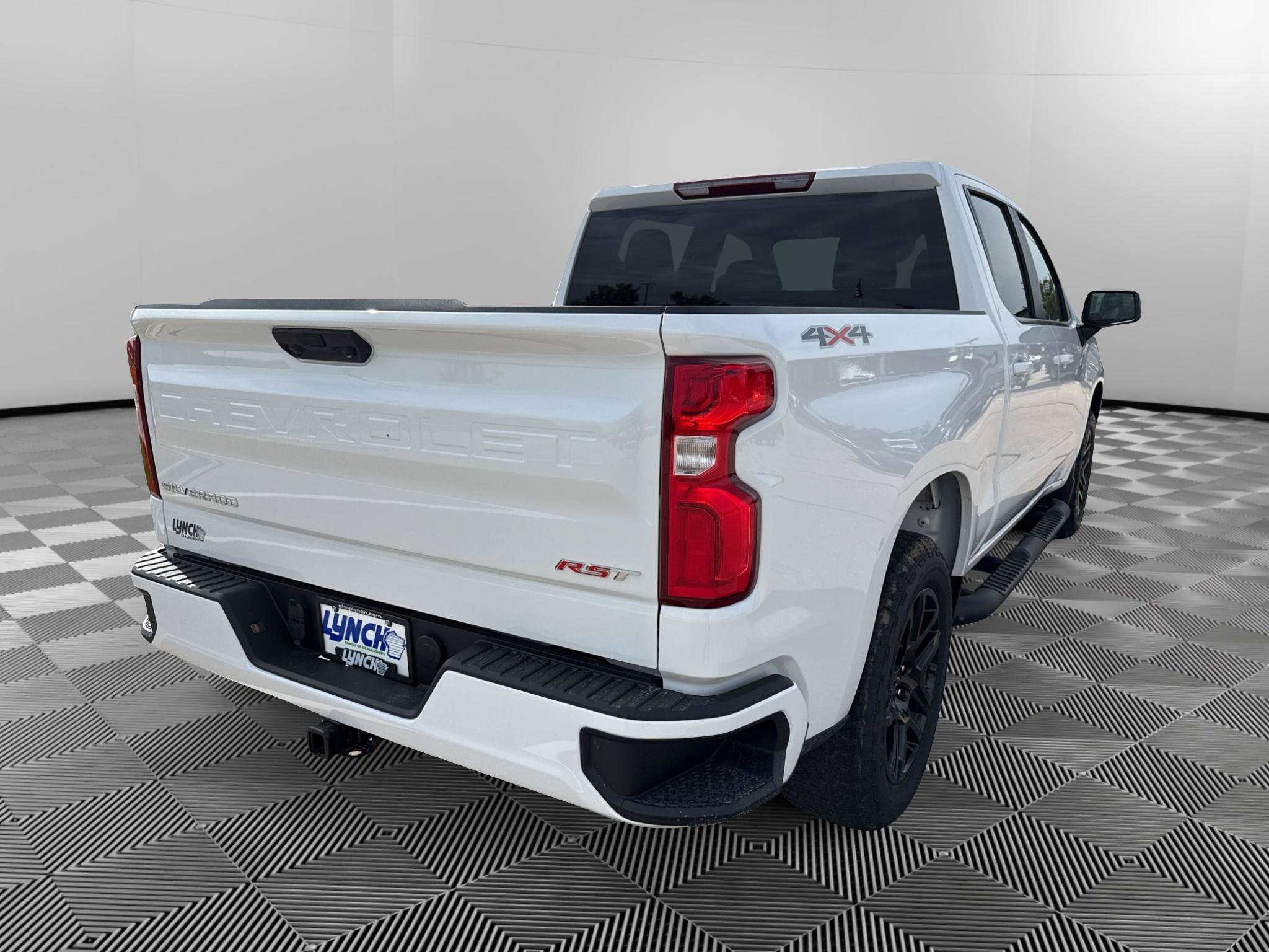 New 2026 Chevrolet Silverado 1500 RST w/ RST Select Package AWD/4WD image 4