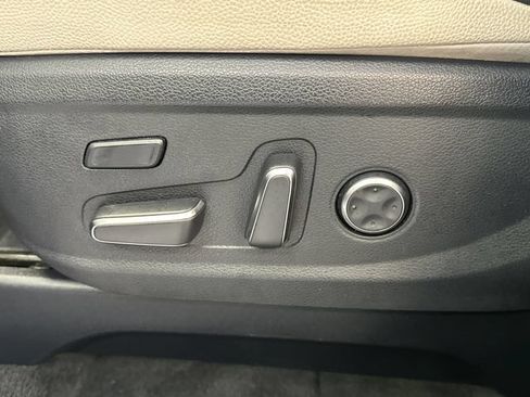 Used 2023 Hyundai Palisade Limited AWD/4WD image 23