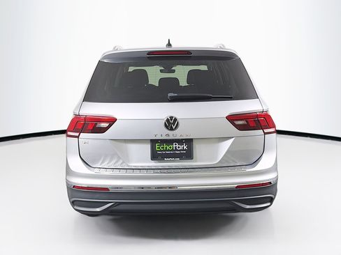 Used 2023 Volkswagen Tiguan SE FWD image 7
