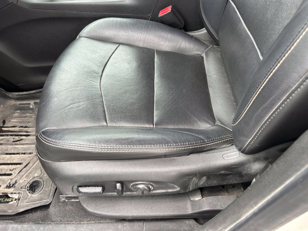 Used 2019 Chevrolet Equinox Premier AWD/4WD image 15