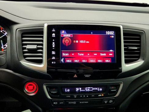 Used 2020 Honda Ridgeline RTL image 17