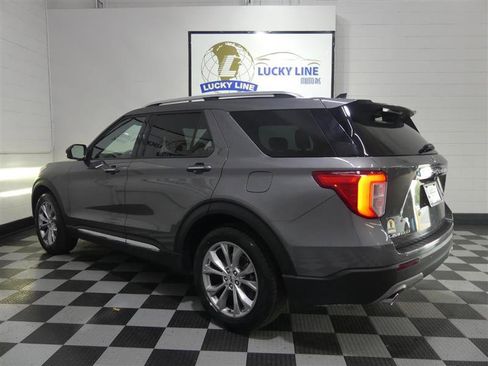 Used 2023 Ford Explorer Limited image 11