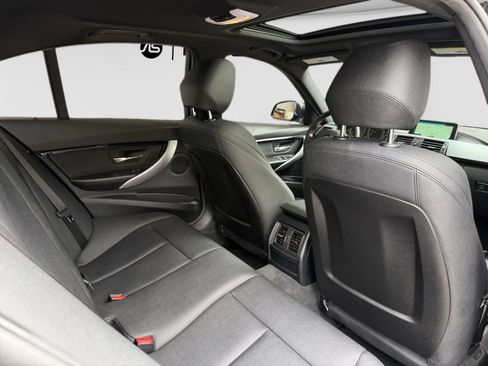 Used 2018 BMW 330i xDrive Sedan AWD/4WD image 31