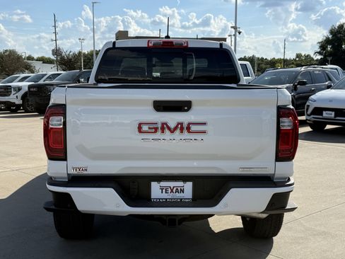 New 2026 GMC Canyon Elevation w/ Convenience Package image 6