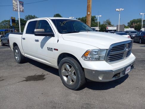 Used 2016 RAM 1500 Big Horn w/ Luxury Group AWD/4WD image 3