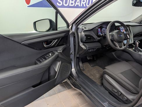 Used 2025 Subaru Outback Premium image 27