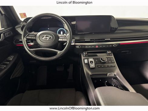 Used 2024 Hyundai Palisade Calligraphy AWD/4WD image 17