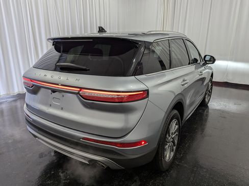 Used 2022 Lincoln Corsair AWD w/ Equipment Group 101A image 7