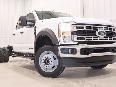 New 2026 Ford F450 XL w/ XL Chrome Package image 25