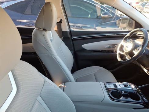 Used 2022 Hyundai Tucson Limited image 9