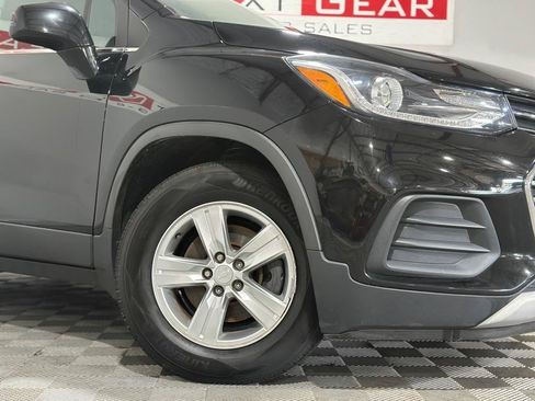 Used 2020 Chevrolet Trax LT FWD image 6
