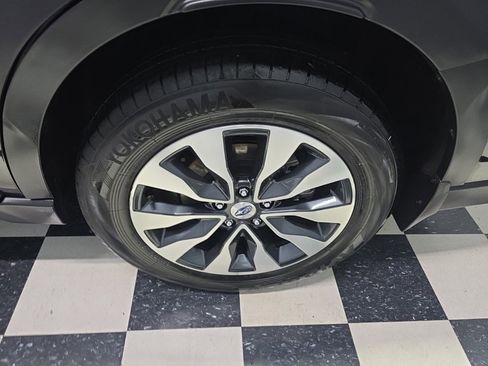 Used 2023 Subaru Outback Limited image 9