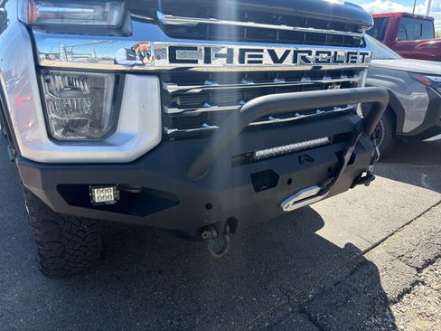 Used 2021 Chevrolet Silverado 2500 LTZ w/ LTZ Convenience Package AWD/4WD image 5