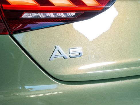 Used 2022 Audi A5 2.0T Premium Plus w/ Premium Plus image 25